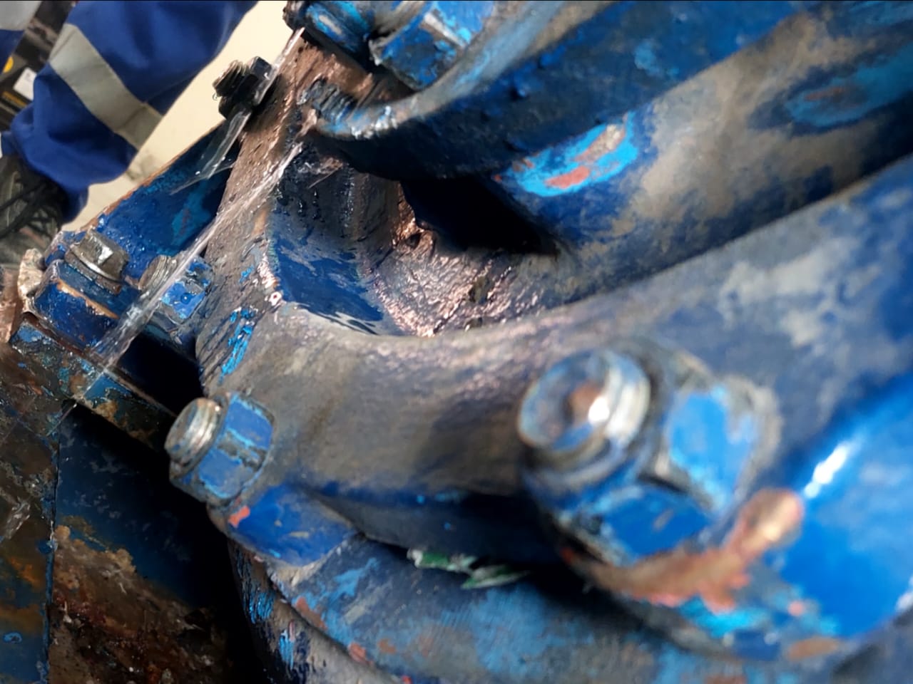 Seal leaking Seal leaking