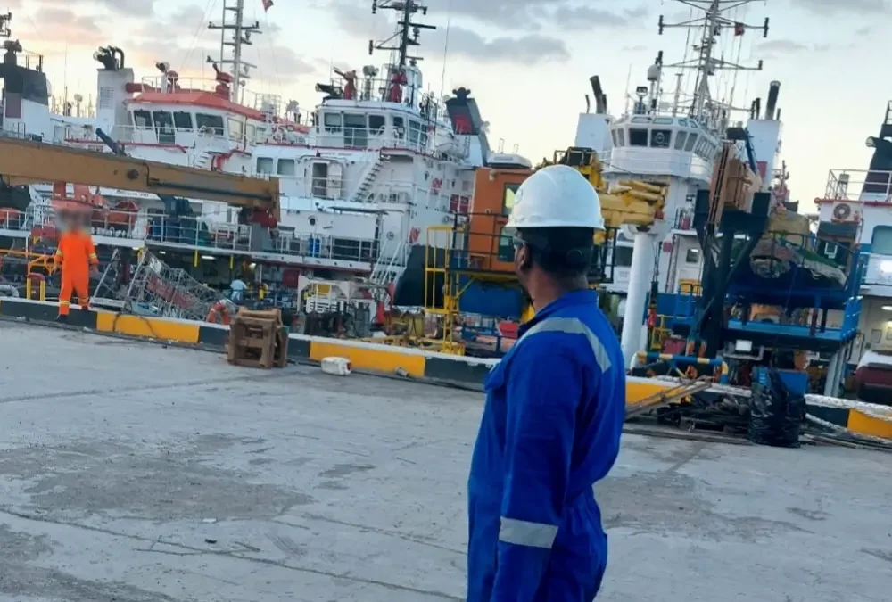 laser shaft alignment service for marine vessels at UAE port