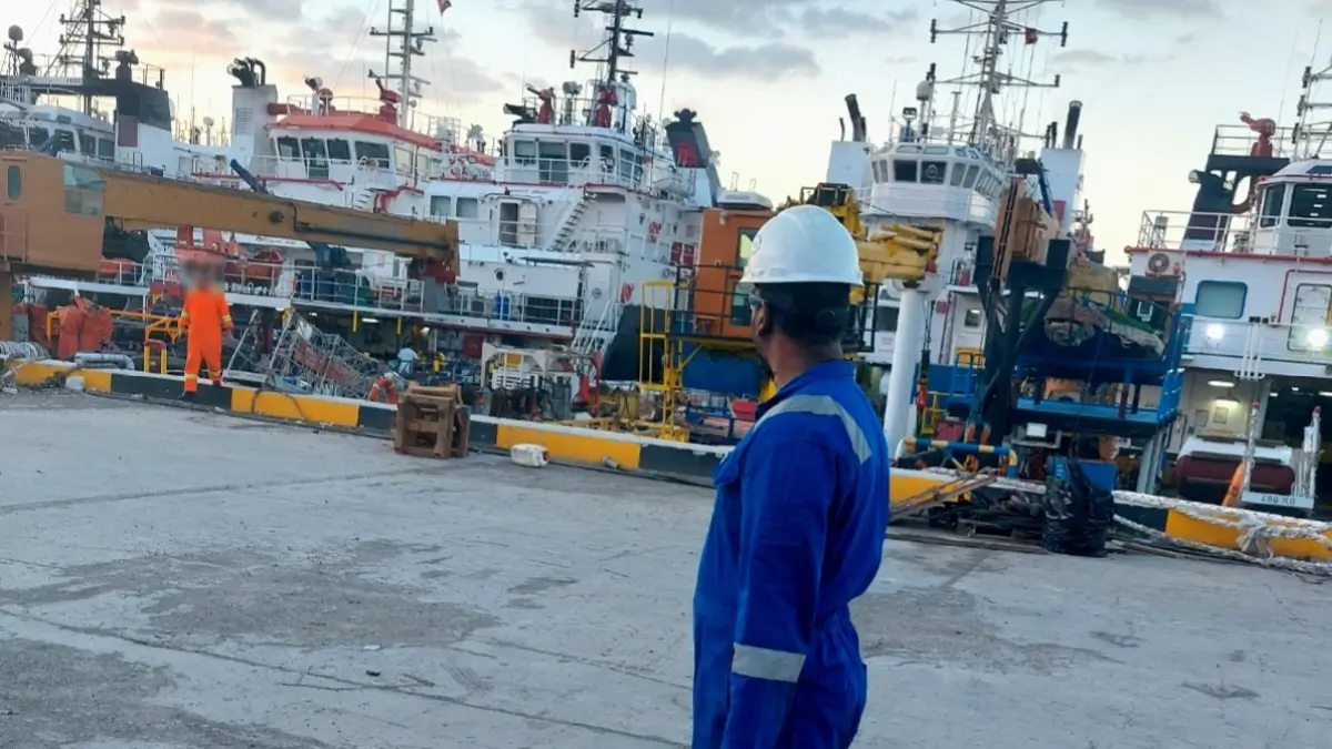 laser shaft alignment service for marine vessels at UAE port