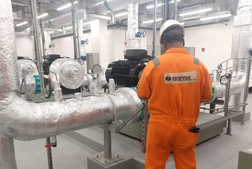 laser alignment for chiller pump with our engineer