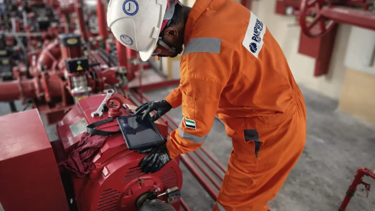 laser shaft alignment of CAT engine and alternator in UAE power generation facility
